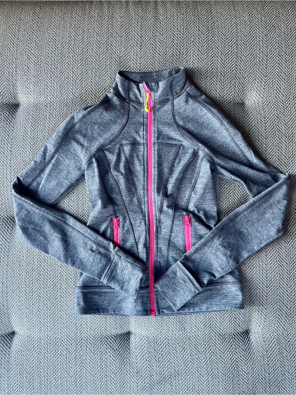 Ivivva Girls' Gray Active Zip Jacket with Pink Zippers, size 10